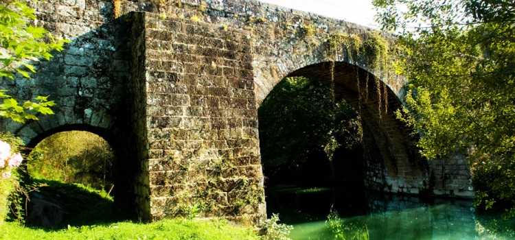 Ponte de Rodas, The Wheel Bridge in Amares Ponte de Rodas, The Wheel Bridge in Amares